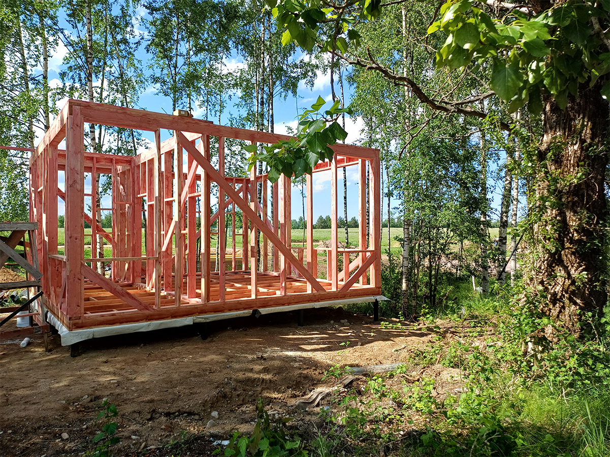 Июнь